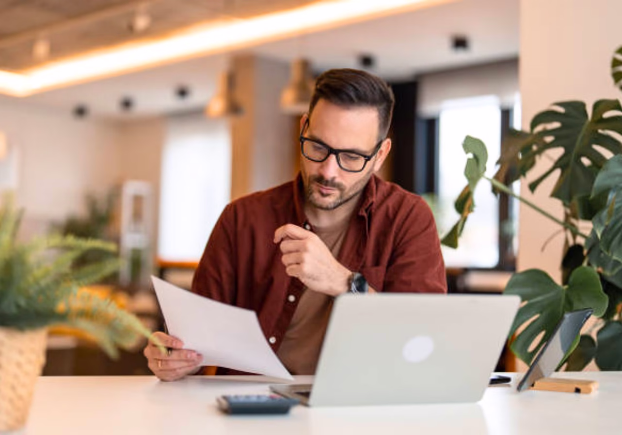 Windows 10 updates support ending in 2025 for Tampa Bay businesses - cybersecurity, performance, and compliance risks.