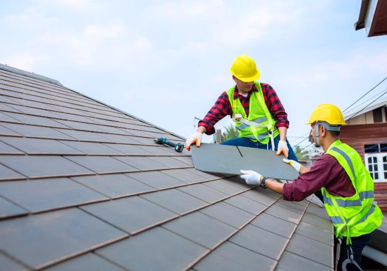 Cloud technology trends for roofing businesses in Tampa Bay, 2025. Multi-cloud solutions, cloud automation, and AI for improved efficiency and security.