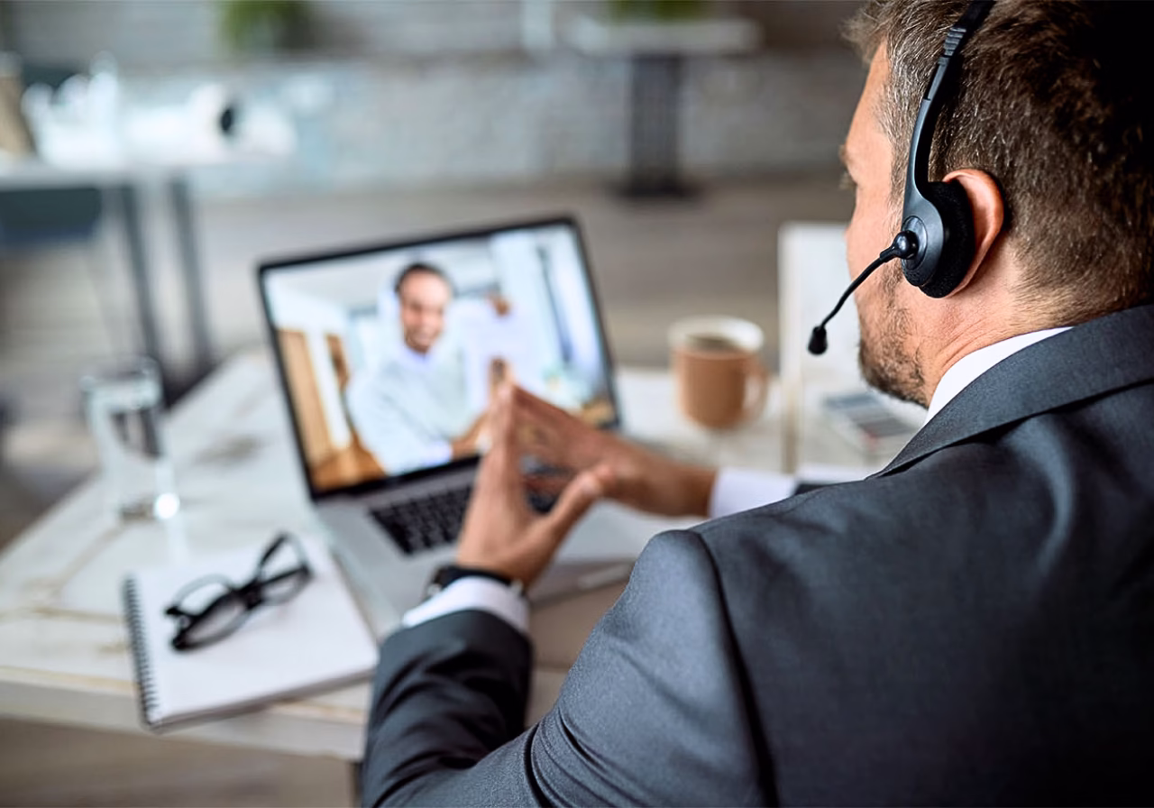 VoIP benefits for law firms: enhancing communication efficiency and client satisfaction.