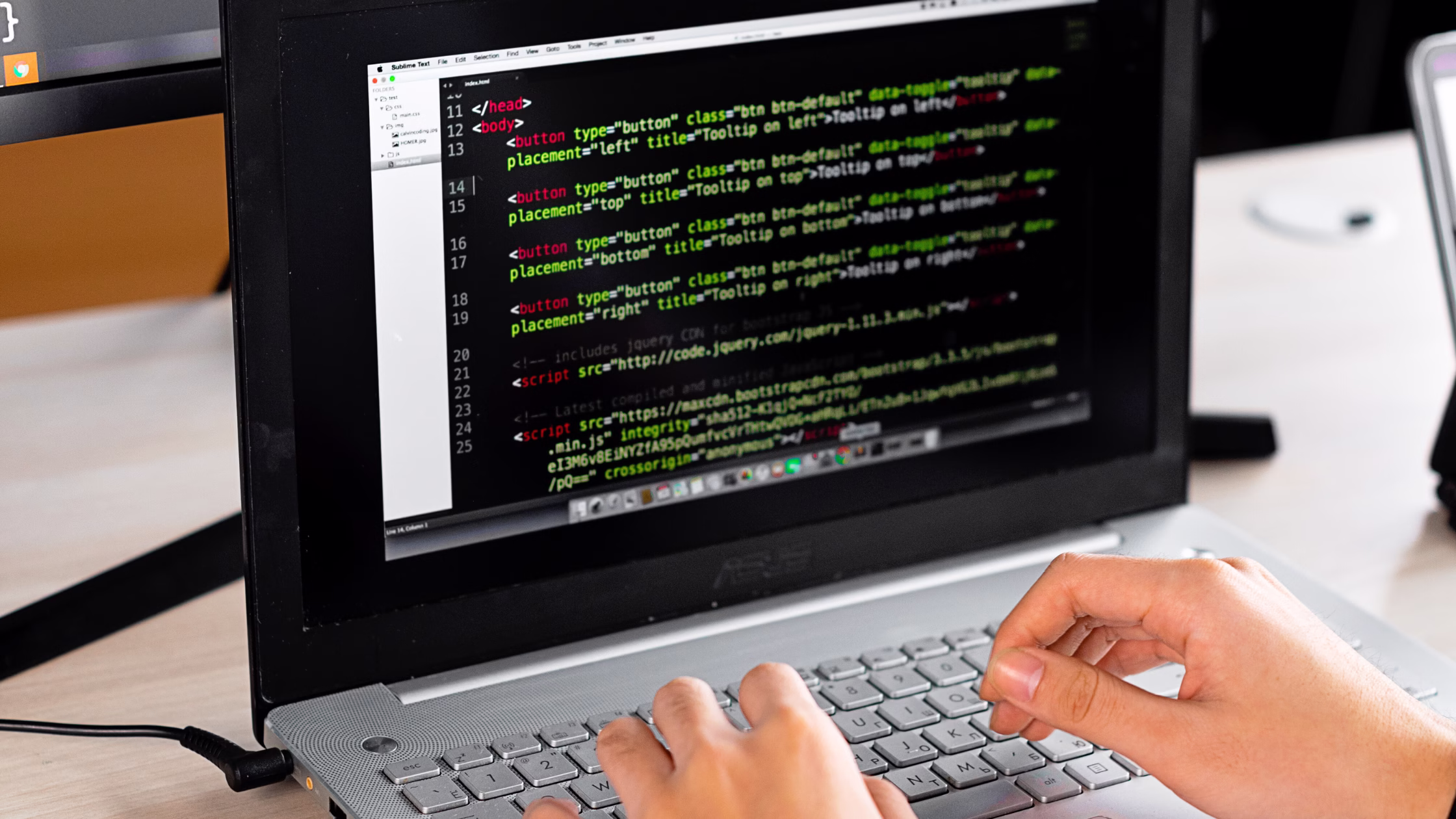 Understand the importance of avoiding Common Bradenton Cybersecurity Mistakes and protecting your business’s sensitive data.